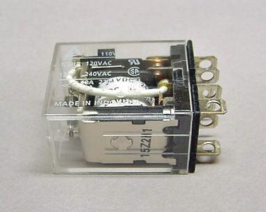 Relay Ice Cube Style 24 Volt D.C. 10 amp ~