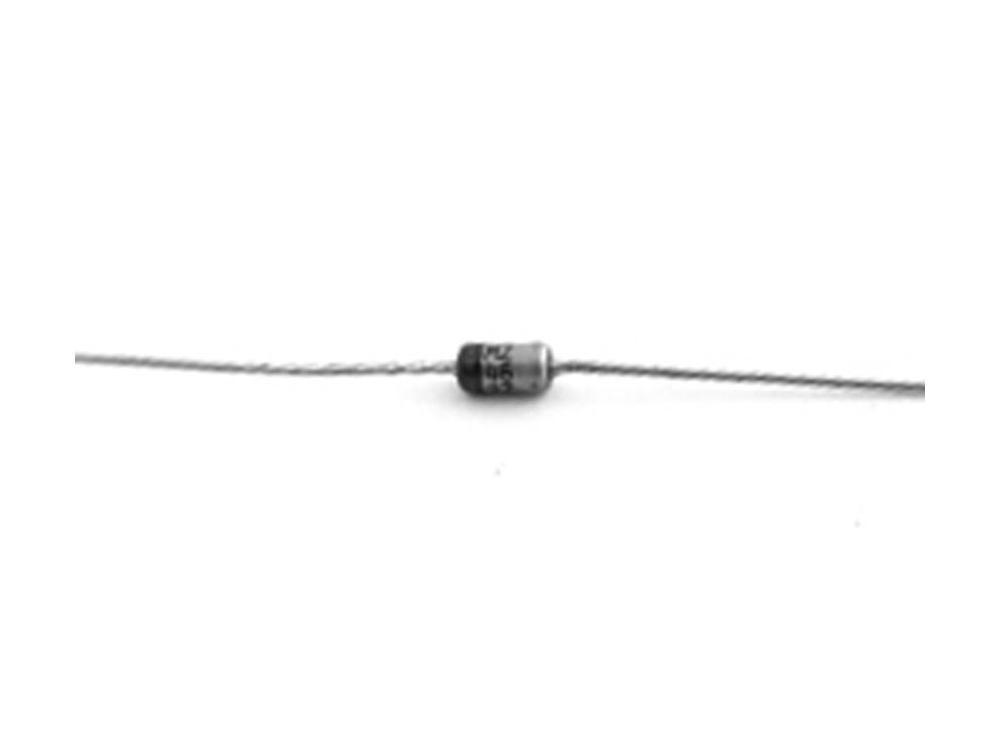Diode , Zener 1N4738A 8.2 volt 1 watt ~