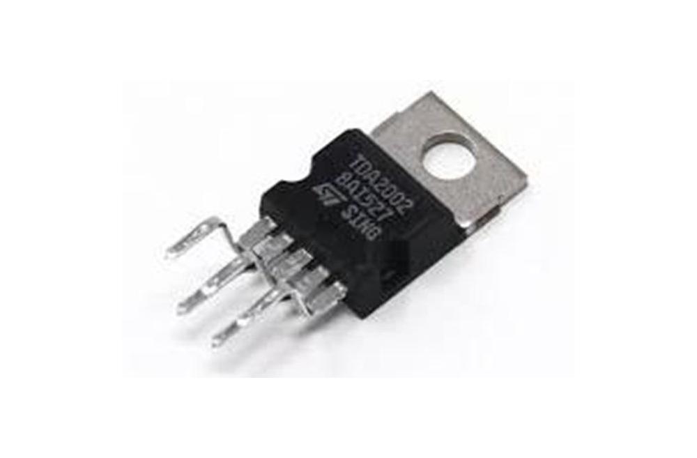 I.C. Audio Amplifier , TDA2002 ~