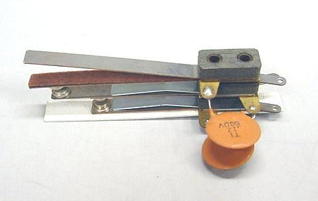 Gottlieb Double Contact Flipper Cabinet Switch - Right Side #26424 *